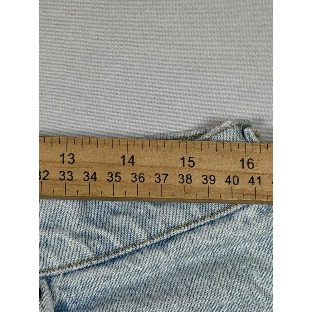Vintage Lee Shorts Mens 36 Light Wash Denim Bermuda Cutoff Raw Hem USA Casual